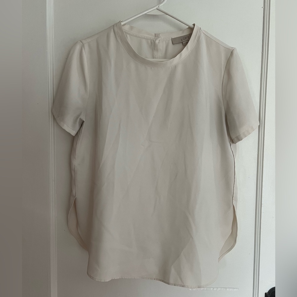 Loft off-white blouse with side slits | size small